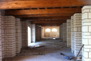 Villette in legno e tufo